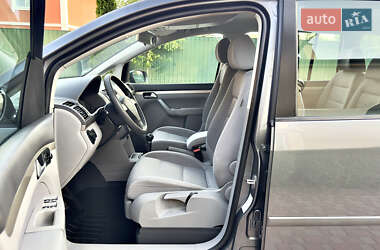 Мінівен Volkswagen Touran 2008 в 