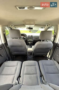 Мінівен Volkswagen Touran 2005 в 