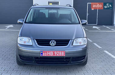 Минивэн Volkswagen Touran 2006 в 