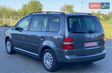 Минивэн Volkswagen Touran 2006 в 