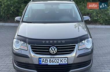 Мінівен Volkswagen Touran 2008 в 
