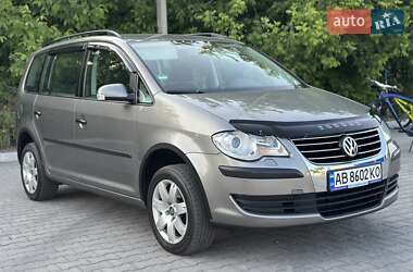 Мінівен Volkswagen Touran 2008 в 