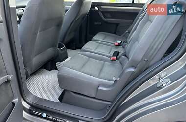 Мінівен Volkswagen Touran 2008 в 