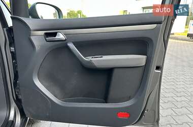 Мінівен Volkswagen Touran 2008 в 