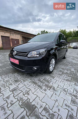 Минивэн Volkswagen Touran 2014 в Луцке