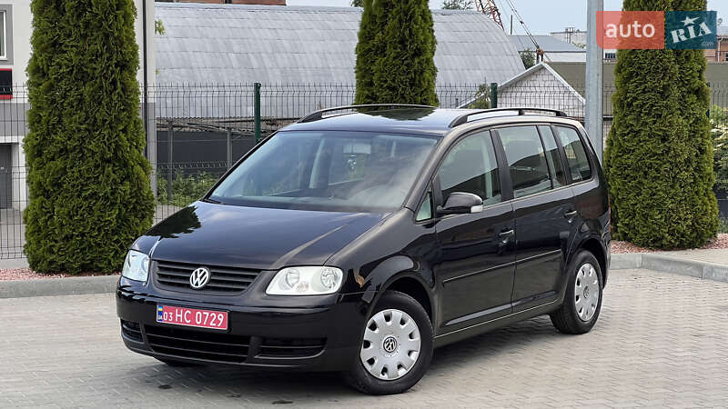 Минивэн Volkswagen Touran 2005 в 