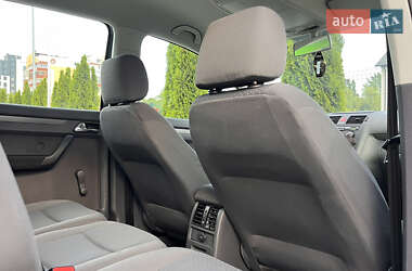 Минивэн Volkswagen Touran 2005 в 