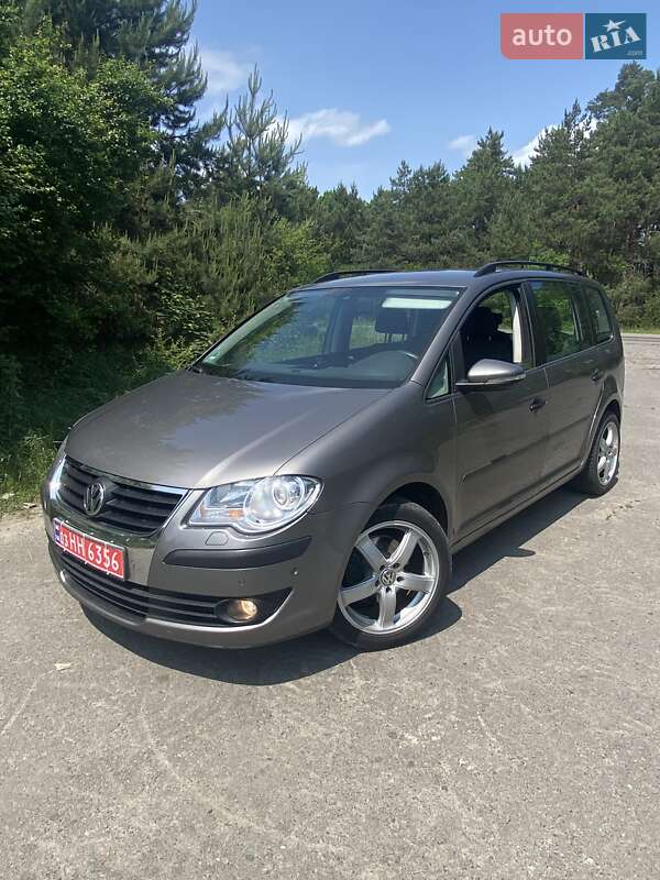 Volkswagen Touran 2009