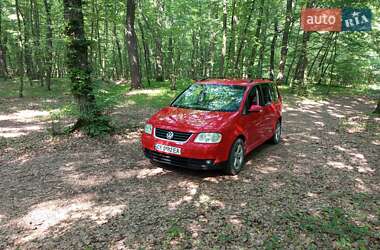 Мінівен Volkswagen Touran 2006 в 