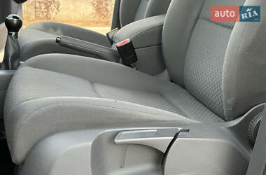 Минивэн Volkswagen Touran 2005 в 