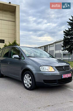 Мінівен Volkswagen Touran 2006 в Запоріжжі