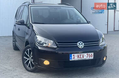 Минивэн Volkswagen Touran 2014 в 