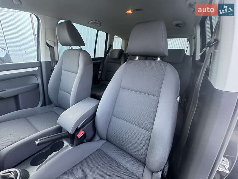 Минивэн Volkswagen Touran 2014 в Коломые