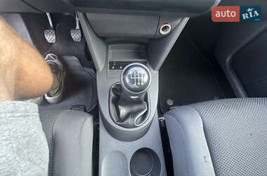 Минивэн Volkswagen Touran 2014 в 