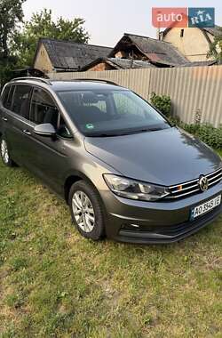 Мікровен Volkswagen Touran 2018 в Виноградові