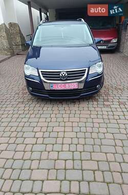 Минивэн Volkswagen Touran 2008 в Калуше