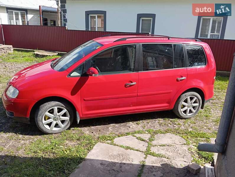 Мінівен Volkswagen Touran 2006 в Бучачі