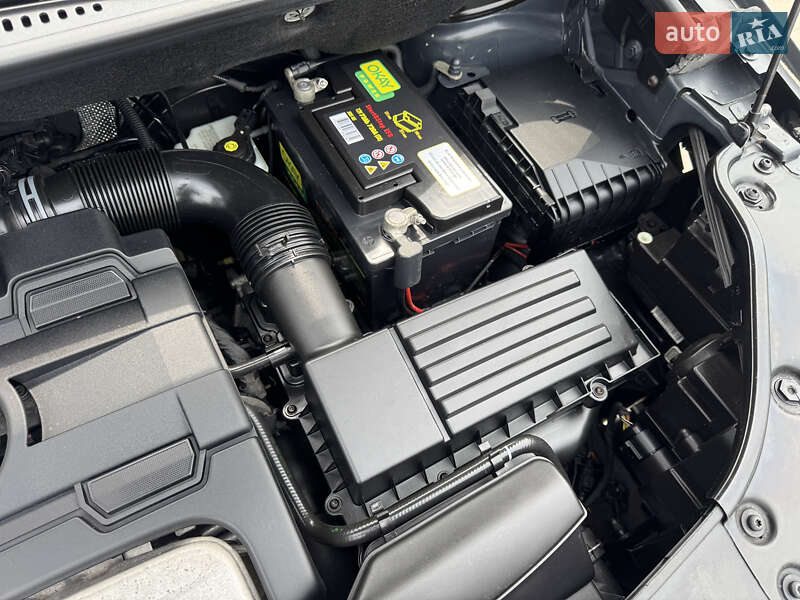 Минивэн Volkswagen Touran 2011 в Белой Церкви