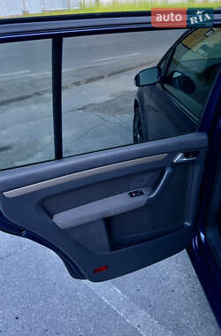 Минивэн Volkswagen Touran 2008 в 