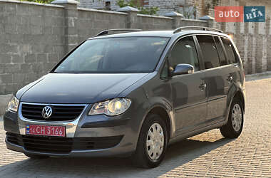 Минивэн Volkswagen Touran 2006 в Самборе