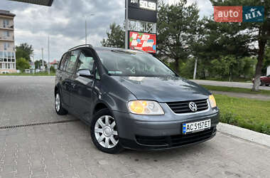 Минивэн Volkswagen Touran 2005 в Жовкве