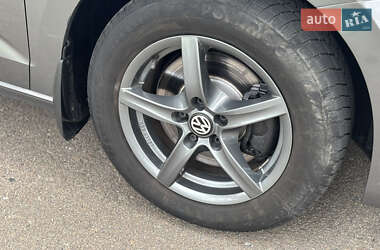 Микровэн Volkswagen Touran 2016 в 