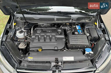 Микровэн Volkswagen Touran 2016 в 