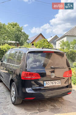 Мінівен Volkswagen Touran 2011 в 