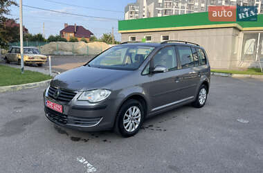 Минивэн Volkswagen Touran 2007 в Луцке