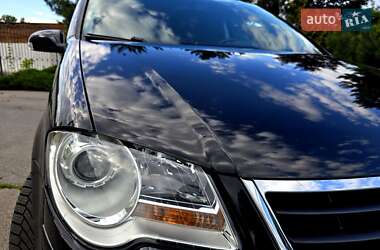 Минивэн Volkswagen Touran 2009 в 