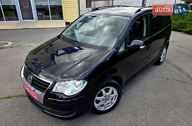 Минивэн Volkswagen Touran 2009 в 