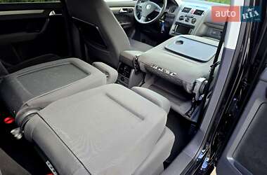 Минивэн Volkswagen Touran 2009 в 