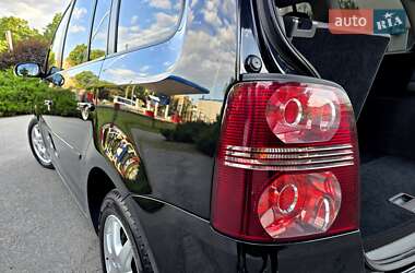 Минивэн Volkswagen Touran 2009 в 