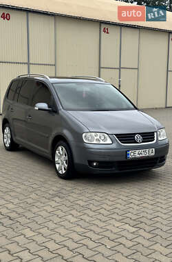 Минивэн Volkswagen Touran 2006 в Черновцах