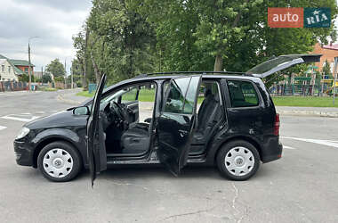Минивэн Volkswagen Touran 2008 в 