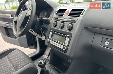 Минивэн Volkswagen Touran 2008 в 