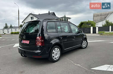 Минивэн Volkswagen Touran 2008 в 