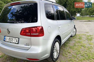 Минивэн Volkswagen Touran 2015 в 