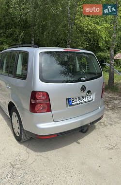 Минивэн Volkswagen Touran 2007 в 