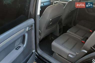 Минивэн Volkswagen Touran 2007 в 