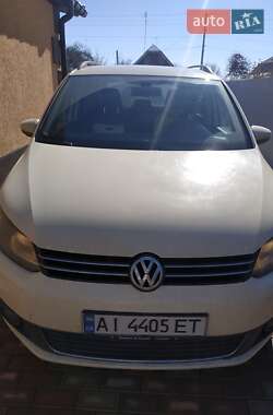 Минивэн Volkswagen Touran 2012 в Сквире