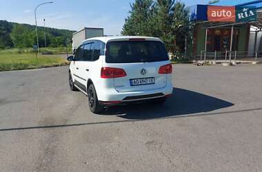 Минивэн Volkswagen Touran 2014 в 