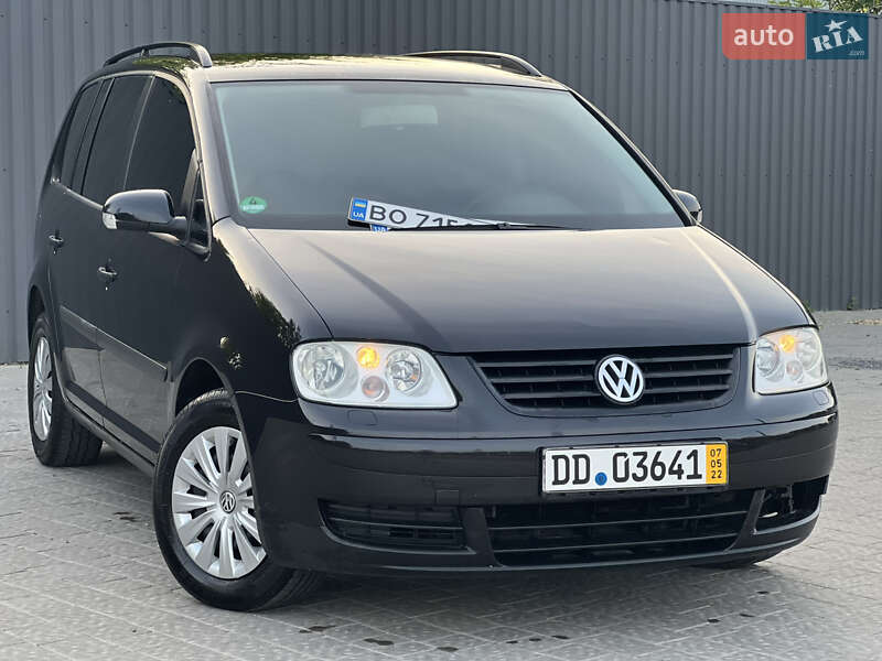 Минивэн Volkswagen Touran 2005 в 