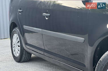 Минивэн Volkswagen Touran 2005 в 