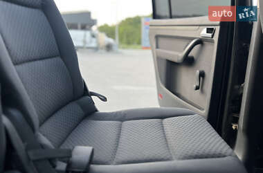 Минивэн Volkswagen Touran 2005 в 