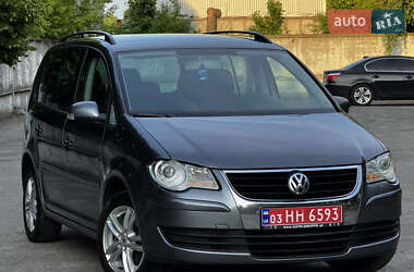Мінівен Volkswagen Touran 2008 в Білій Церкві
