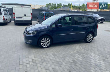 Мінівен Volkswagen Touran 2011 в 
