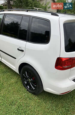 Минивэн Volkswagen Touran 2012 в 