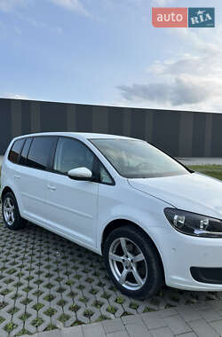 Минивэн Volkswagen Touran 2014 в 