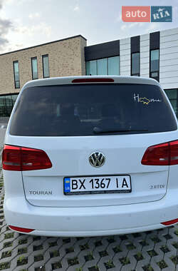 Минивэн Volkswagen Touran 2014 в 